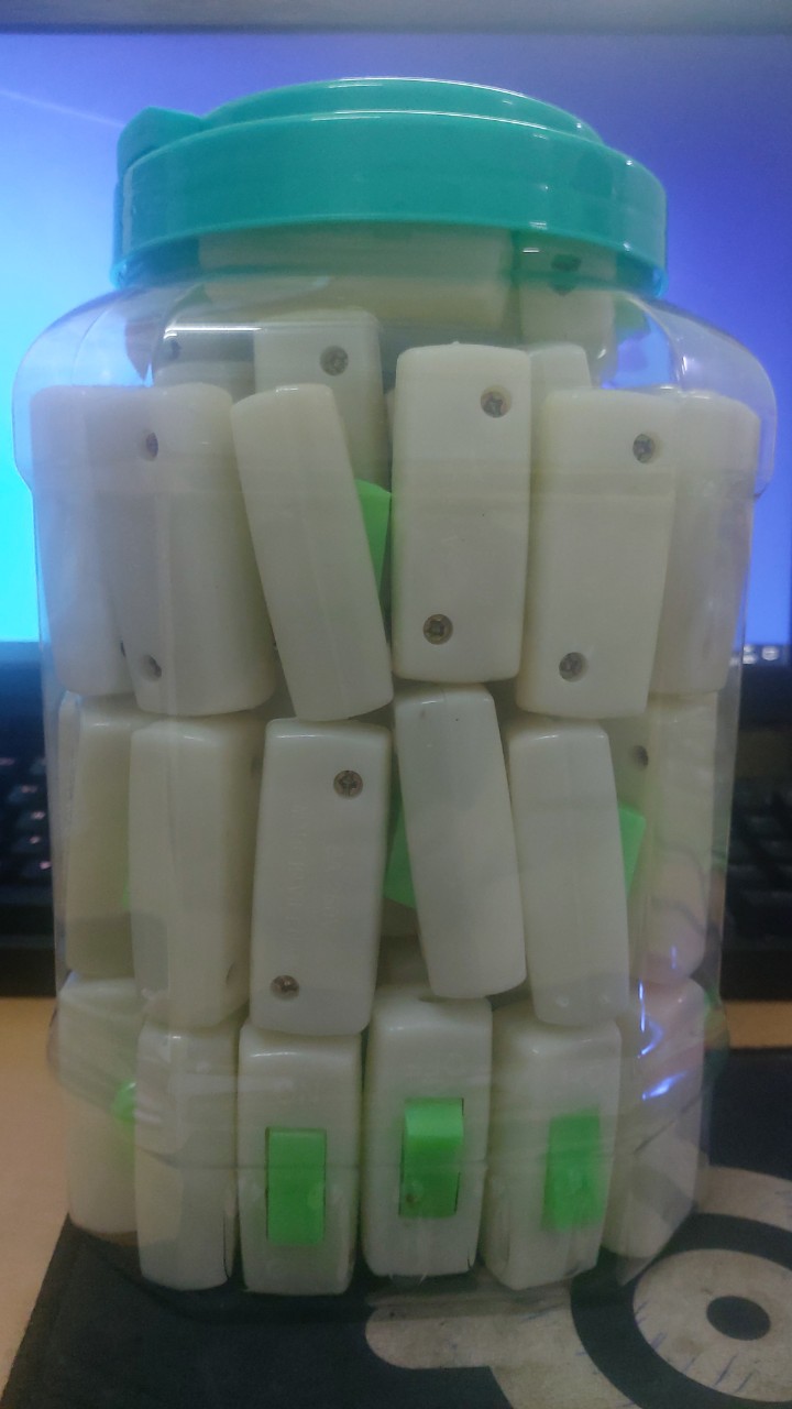 công tắc treo công tắc treo