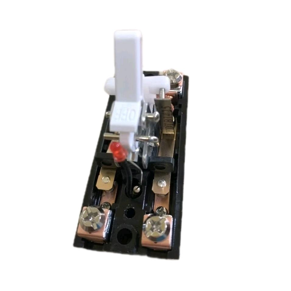 CB Cóc Cao Cấp | Át Mini ASE AS02 10A-20A-30A-40A Chính Hãng- Aptomat - Cầu Dao An Toàn Chống Quá Tải - Có Đèn Báo Nguồn